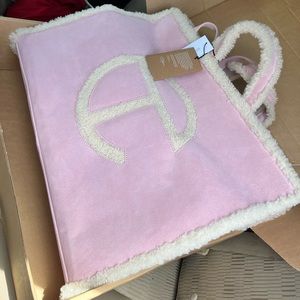 ‼️SOLD‼️PINK LARGE UGG X TELFAR Gender Inclusive Large Genuine Shearling Shopper